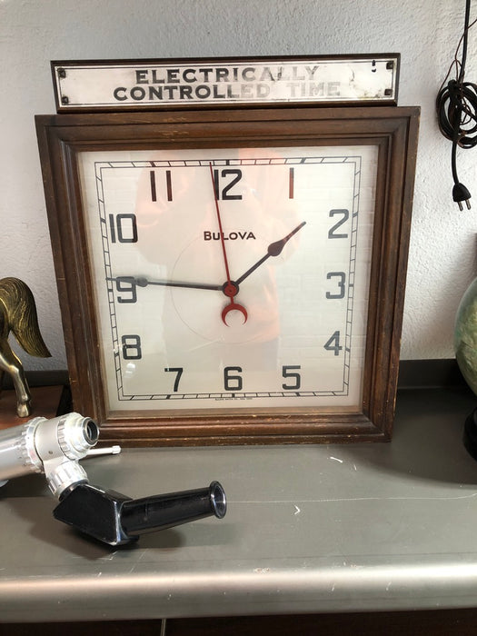 Vintage Bulova Clock