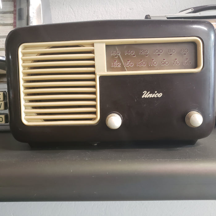 Vintage Unico Radio