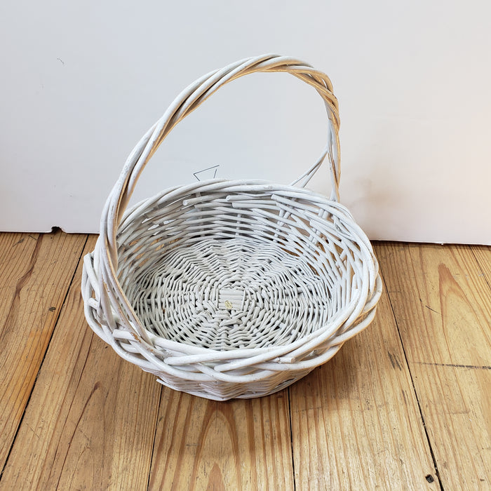 Woven basket