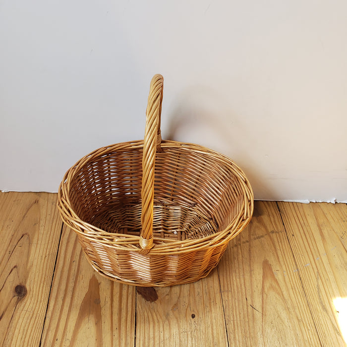 Woven basket