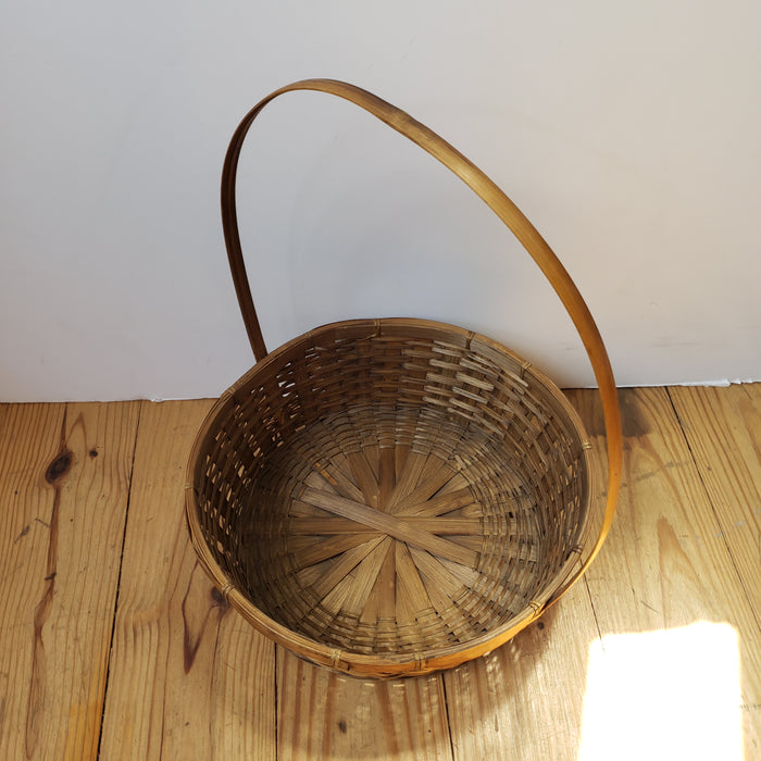 Woven basket