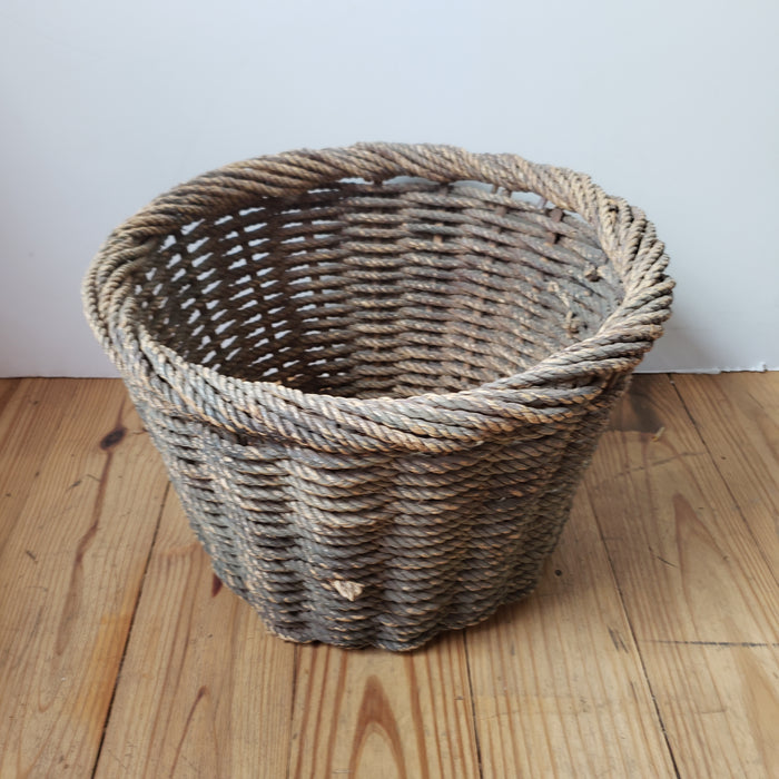 Woven basket