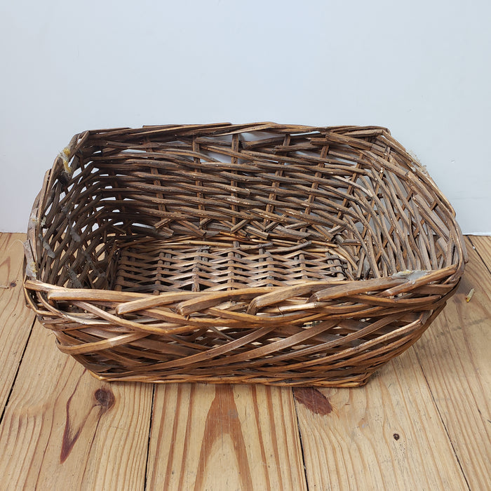 Woven basket