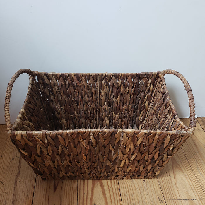 Woven basket