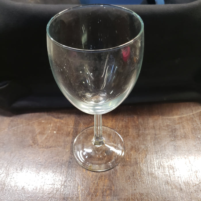 Optic Swirl Wine Glass
