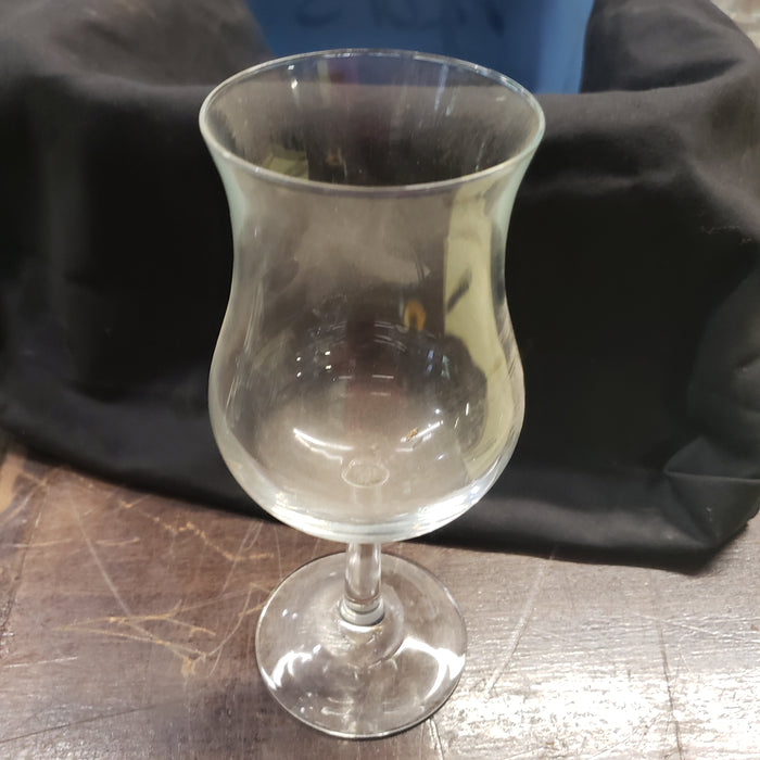Tulip Shaped Wine Glass Cocktail