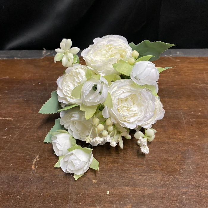 White Flower Bundles with large buds