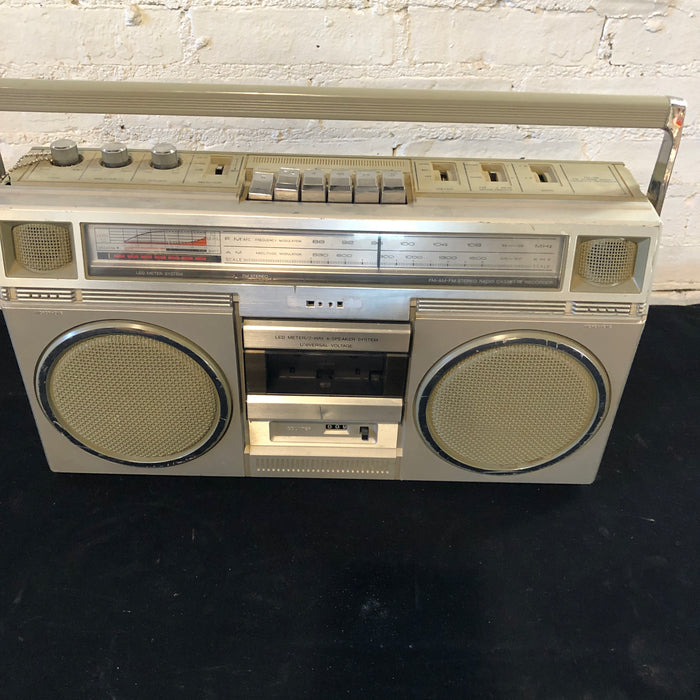 Stereo Cassette Radio/Boombox