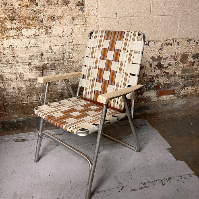 Brown and White Lawn Chair