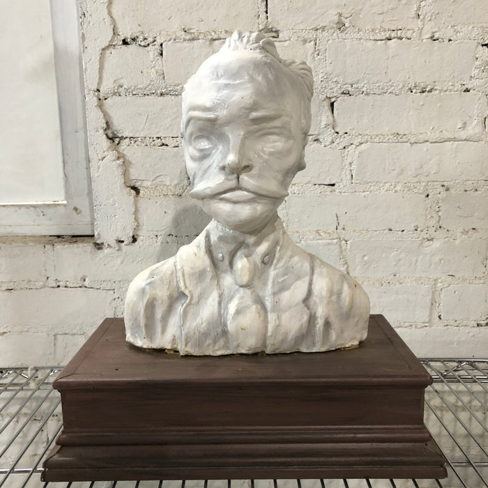 Male Bust / Statue