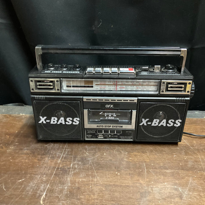 Stereo Cassette Radio/Boombox