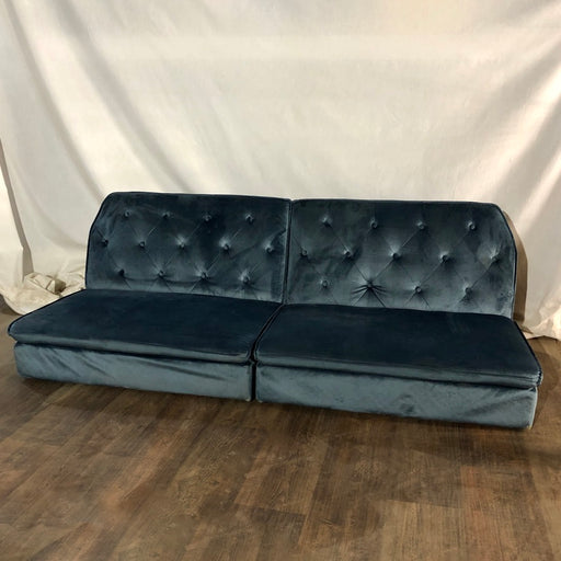 Blue buttoned fold down couch/daybed