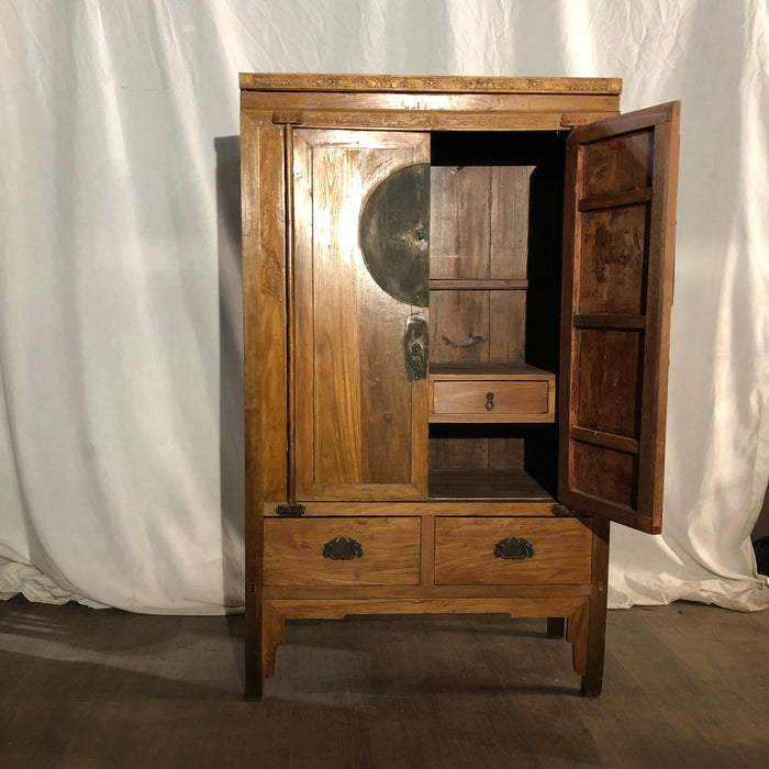 Chinese cabinet with drawers