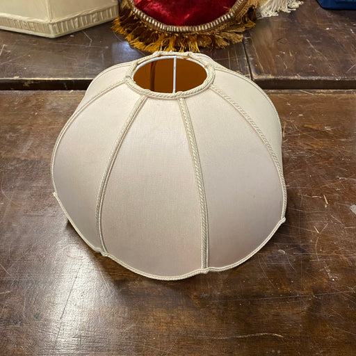 Rounded Lamp shade