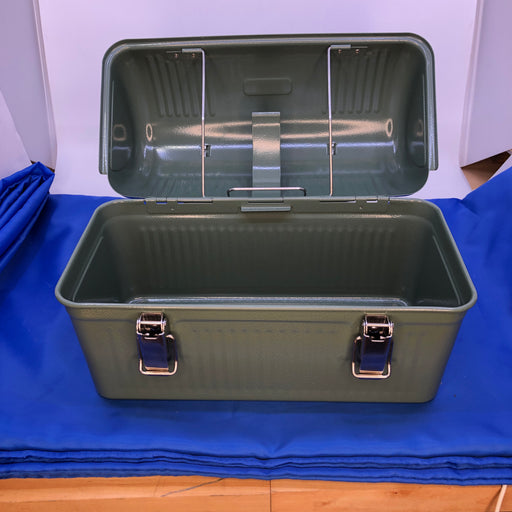 Stanley Metal Lunchbox Open