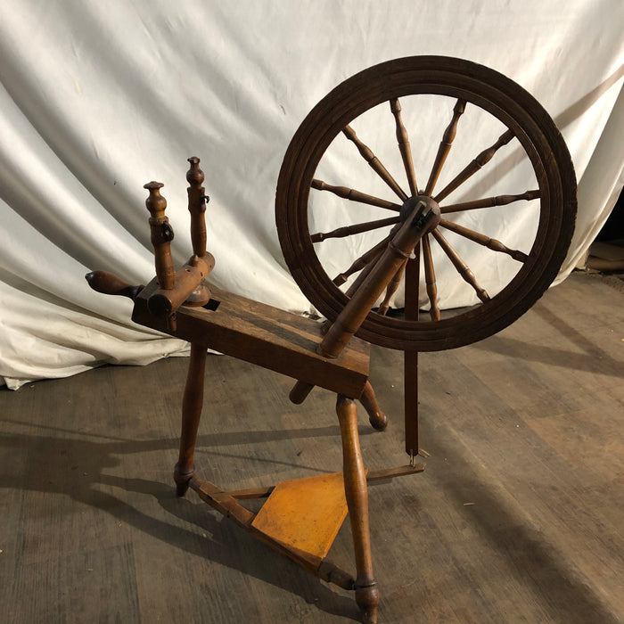 Brown Wood Spinning Wheel