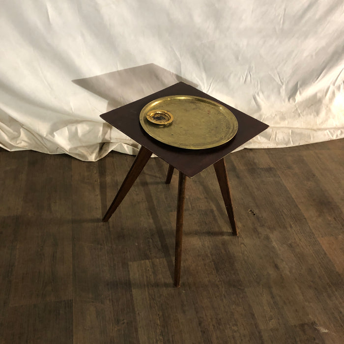 Square Side Table With Gold Plate / Astray