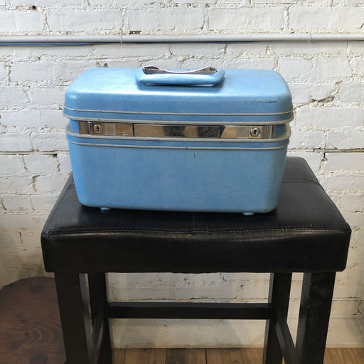 Small Light Blue Samsonite Carry Suitcase