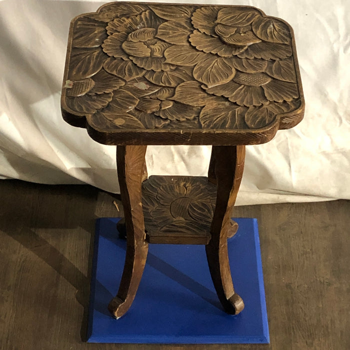 Small Side  Table with Leaf / flower design