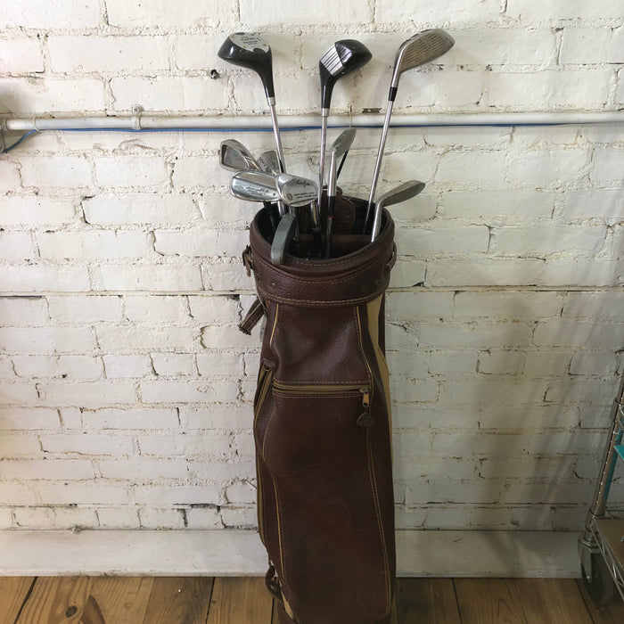 Vintage Golf Bag with clubs 2