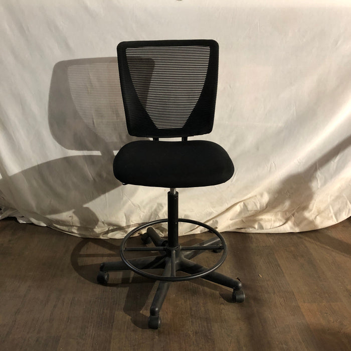 black adjustable rolling chair