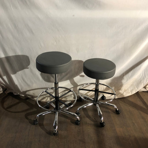 rolling adjustable grey vinyl stools